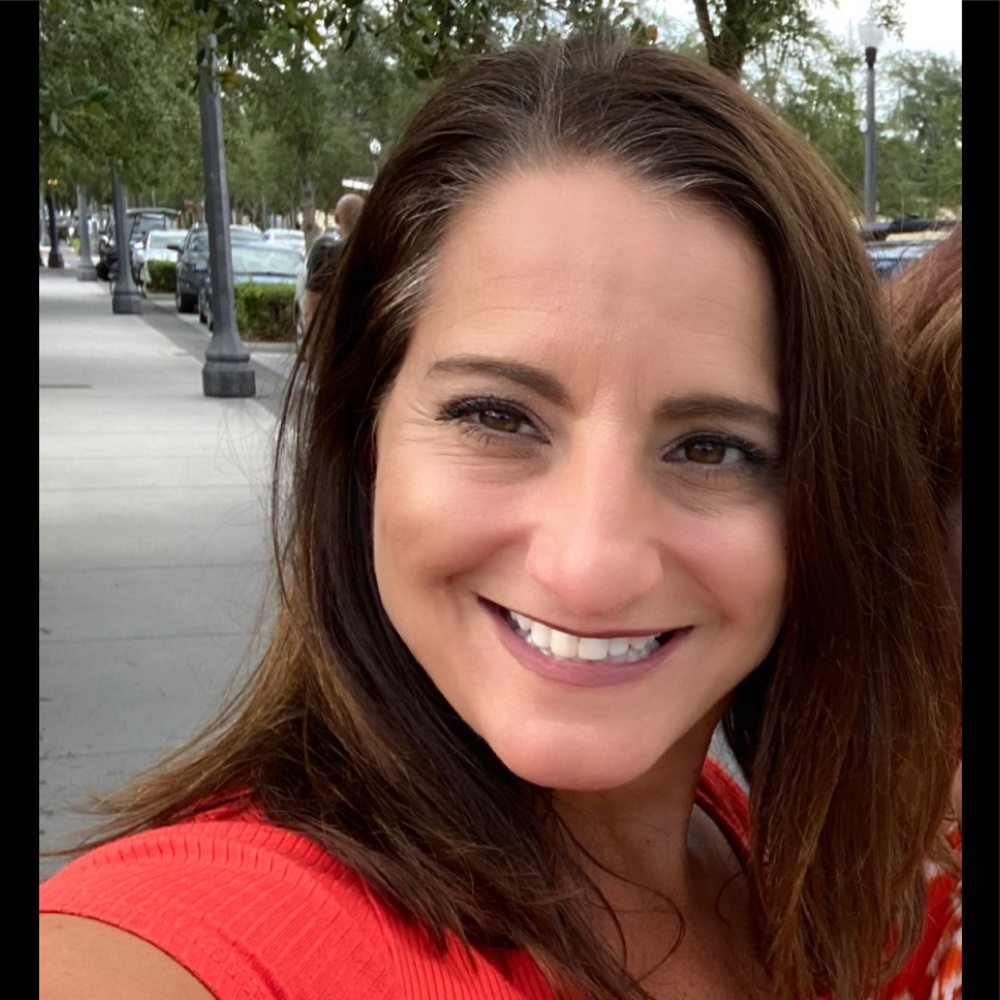 Meet your Posher, Christina